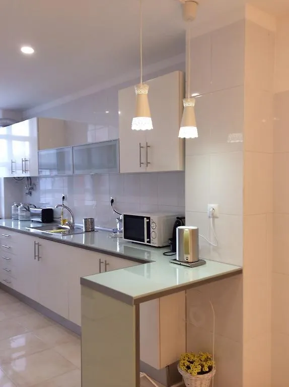 Πανσιόν 4U Lisbon IV Guesthouse Airport